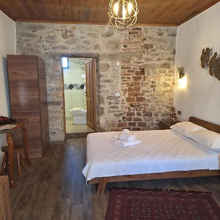 Tetka Ayvalı